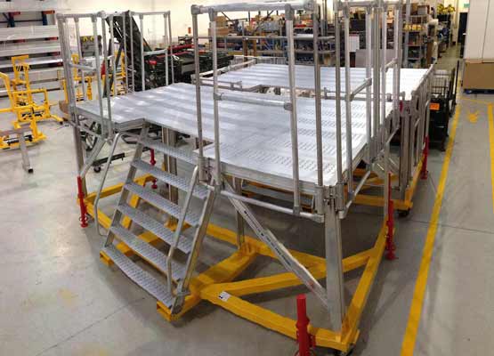 B787 Wheel Bay Access Platform Hangar