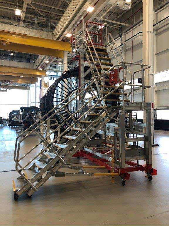 Engine Top Mount Access Platform Variable Height H4.25-4.5m x L1.5m x W0.9m