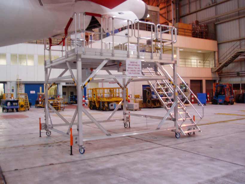 A320 APU Platform - Hangar - with Trap Floor for APU
