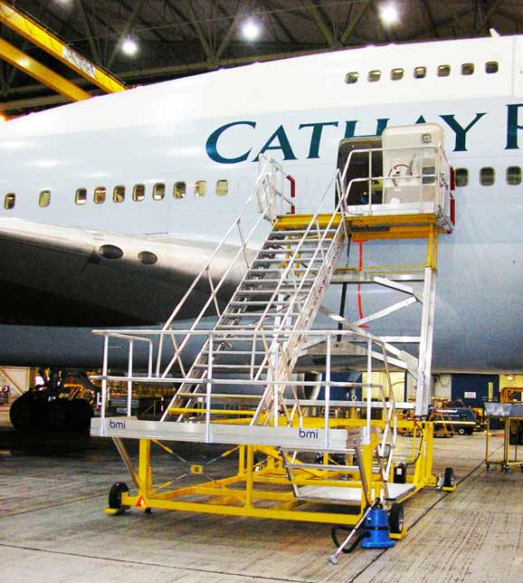 PAX Variable Height Access Platform Hangar H3.75-5.65m x W3.0m x L2.0m 